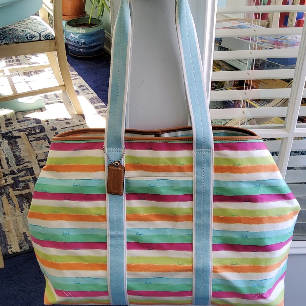 Coach Extra Large Watercolor Beach Tote + Hangtag